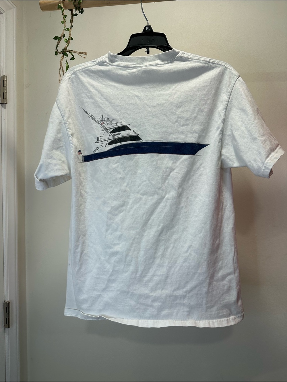 Vintage 90s Hanes Beefy T Shirt Mens White Patriot Yacht Sportfishing Pocket Tee